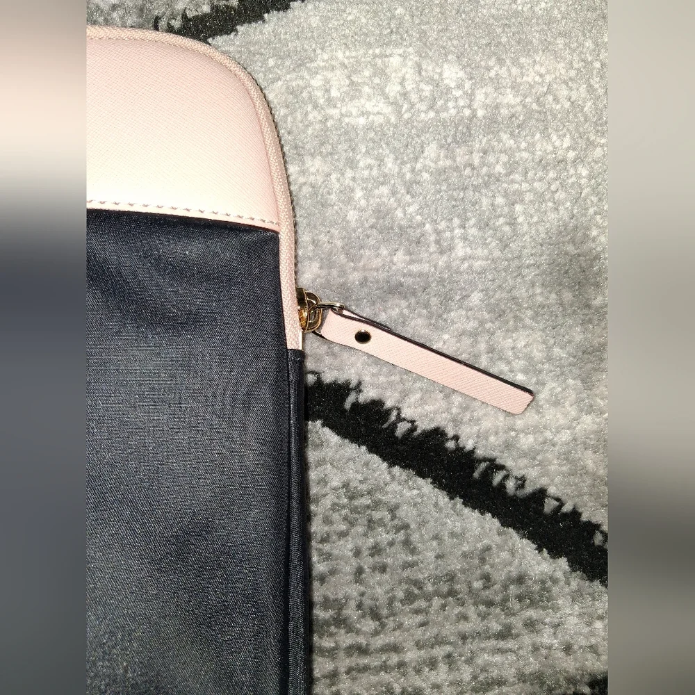 EUC Kate Spade Light Pink & Black Color Block Saffiano Leather Laptop Bag!